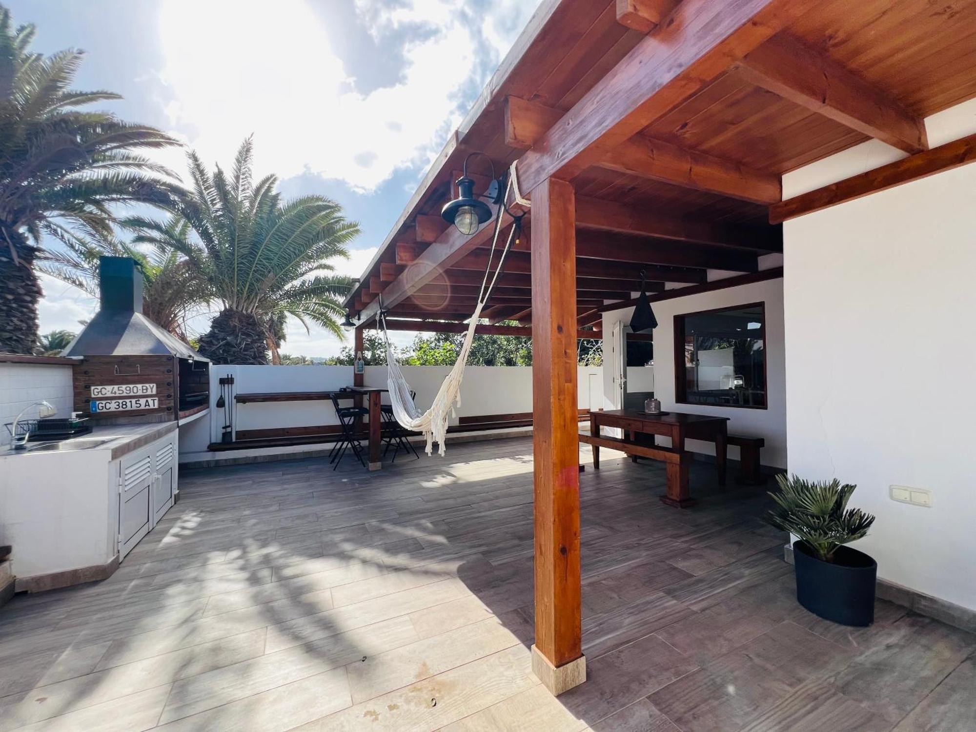 Oasis En Lanzarote Villa Costa Teguise Exterior photo