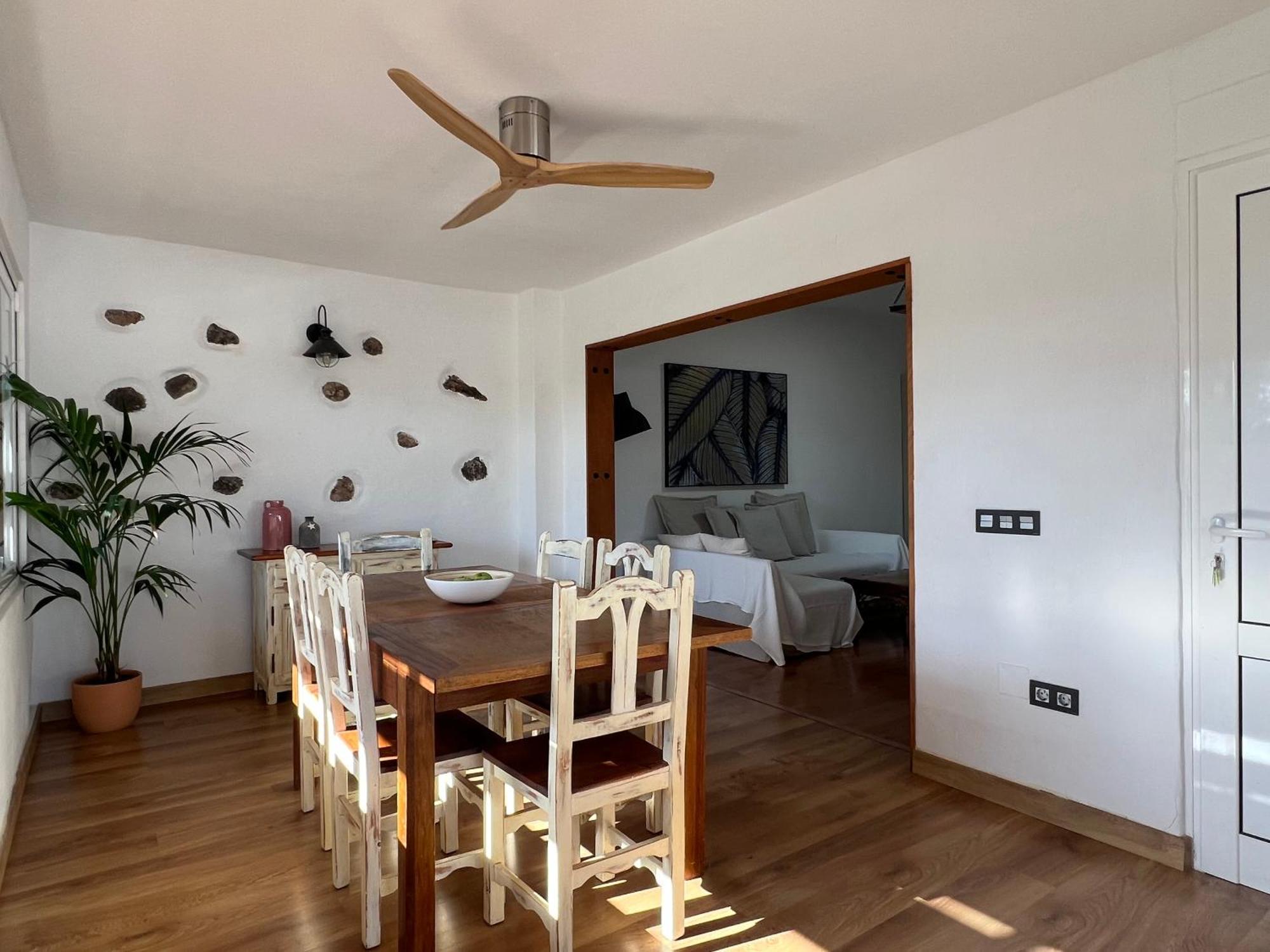Oasis En Lanzarote Villa Costa Teguise Exterior photo